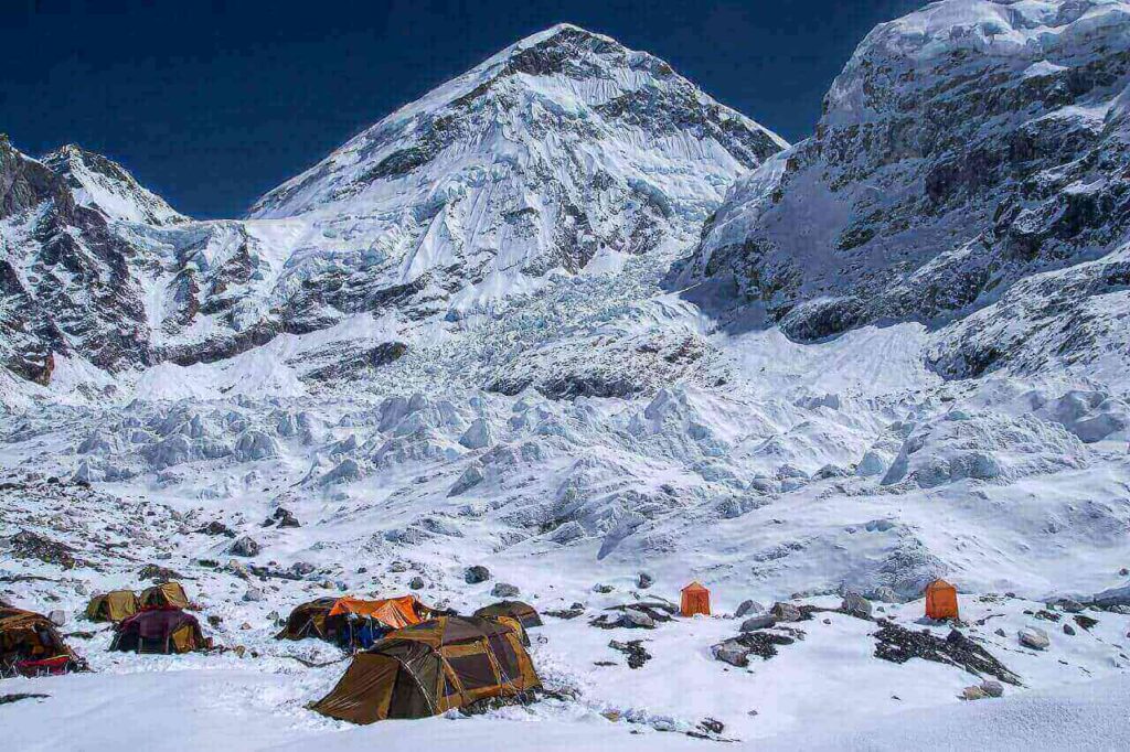 weather and climate during everest base camp trek