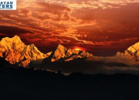 Where is Mount Everest Located? In which country? Nepal or China?
