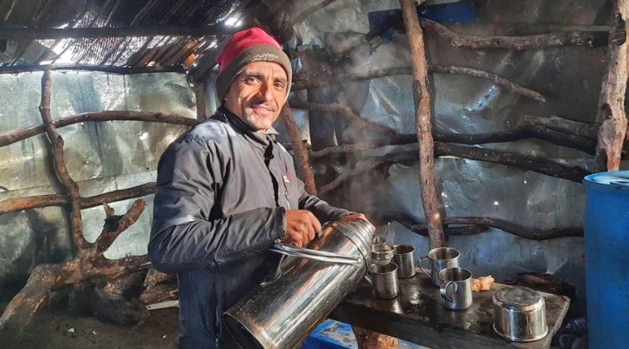 Chiya Kaka - A popular person selling tea at the viewpoint of Mardi Himal