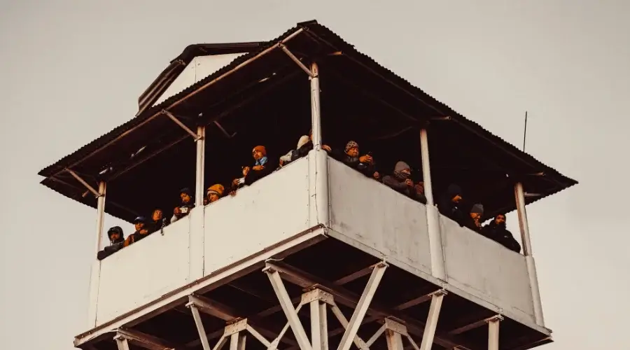 Large Number of people at Poon Hill View Tower