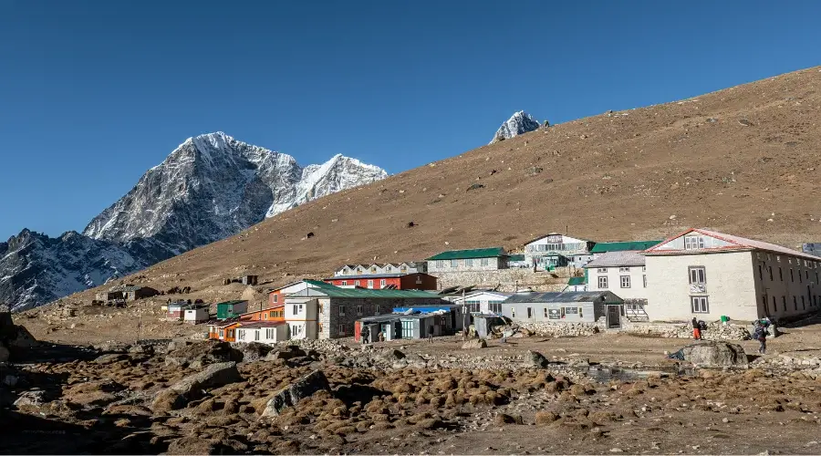 Teahouse at Lobuche