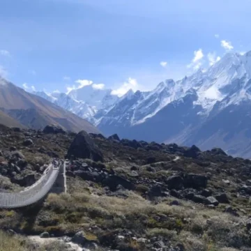 A suspension bridge just before reaching Kyanjin Gompa