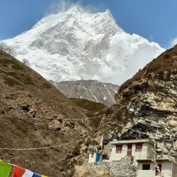 Amazing view of Mount Manaslu