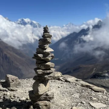 Cairn in EBc Trek