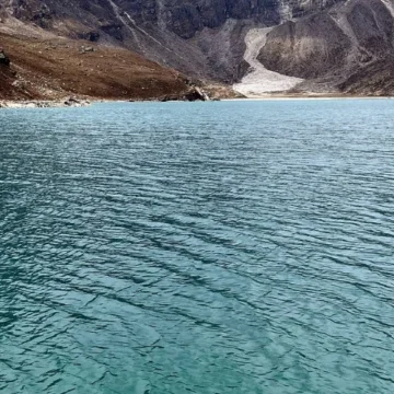 Gokyo Lake green colored