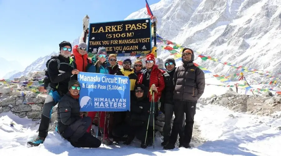 Himalayan Masters Team At Larkya La Pass