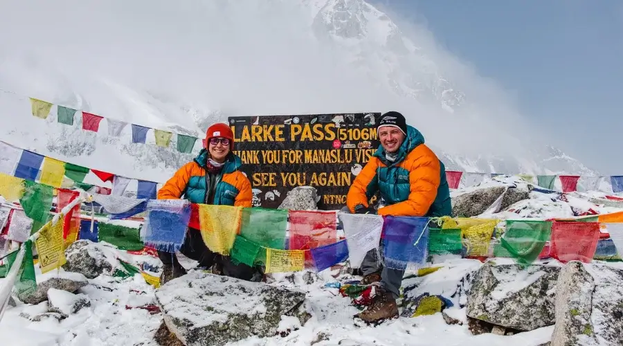 Himalayan Masters clients at Larkya Pass