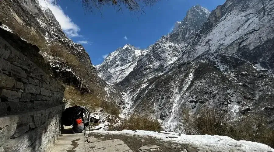 Hinku Cave an avalanche risk area