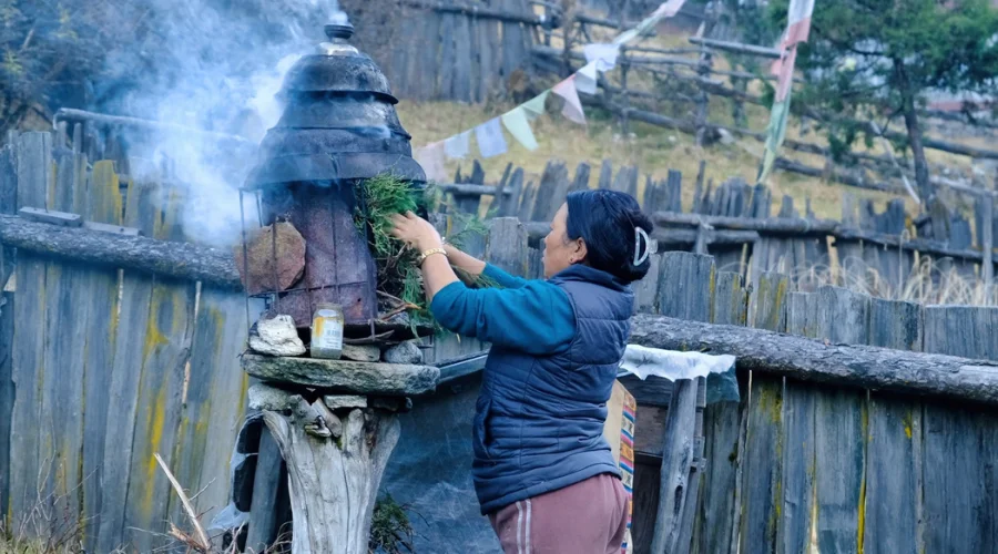 Local women doing Puja