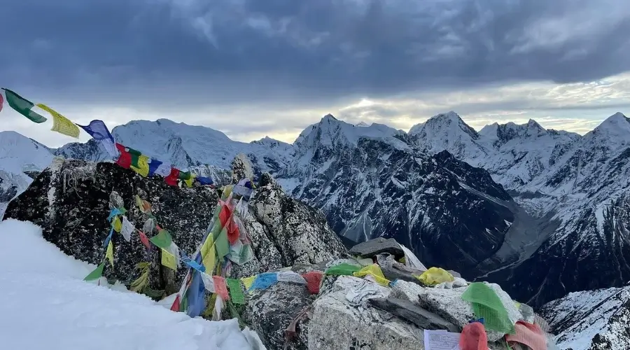 Yala Peak Climbing