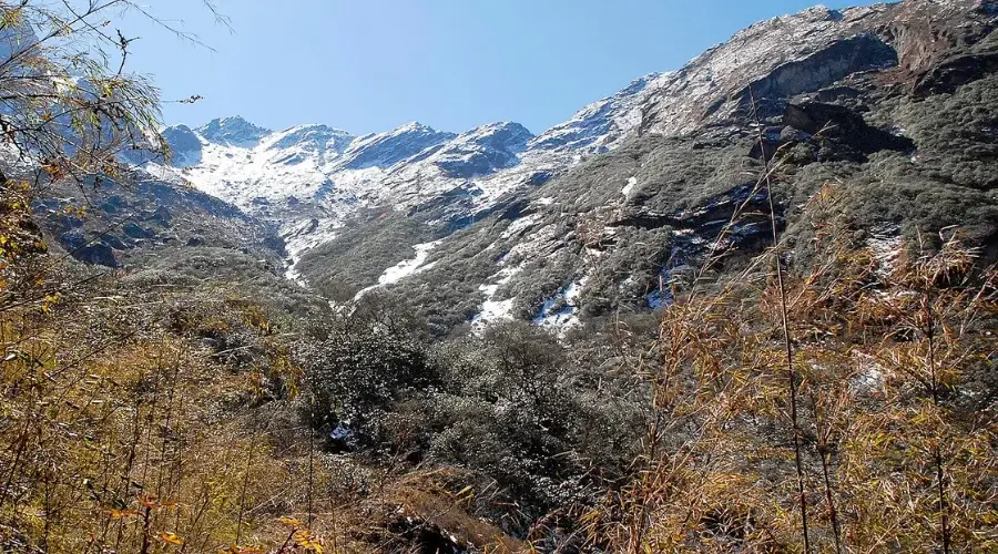 On the way to Mera peak