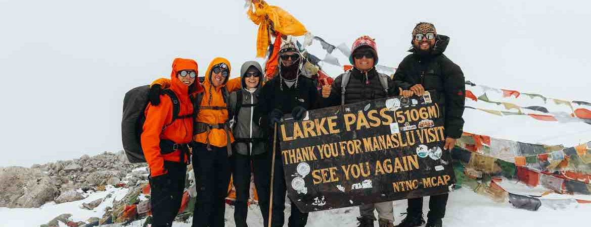 Trek to Larke Pass