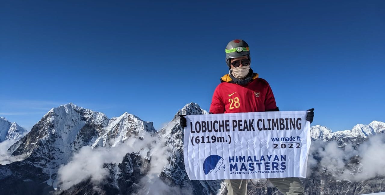 Lobuche Nepal East Peak Climbing with EBC