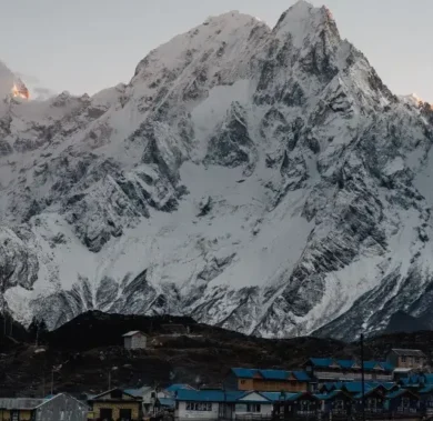 Trekking in Nepal in October, weather, and best places 