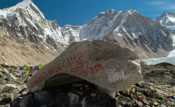 How high is the base camp on Everest?