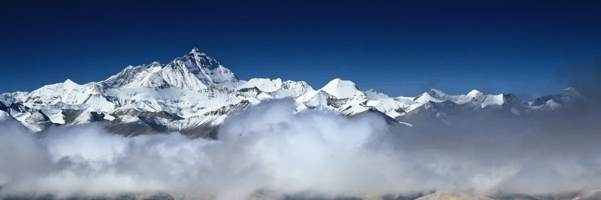 Mount Everest Death Zone: Facts, Challenges, and Survival Tips