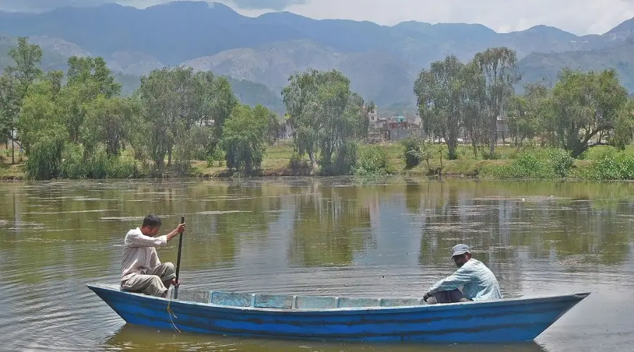 Boats - Nepal Major Waterways