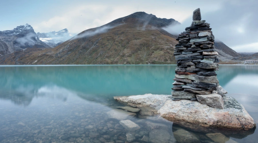 Kajin Sara Lake of Manang