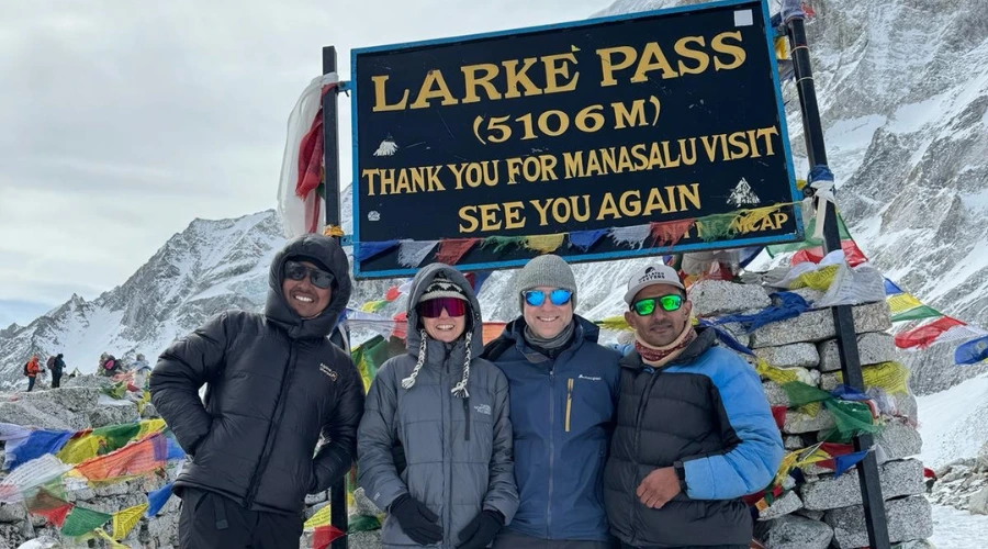 Larke La Pass, highest point on Manaslu trekking