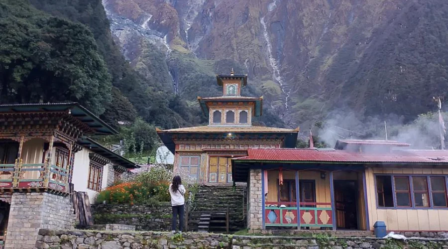 Small stays at the Serang Monastery, Manaslu