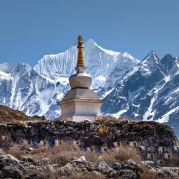 Langtang Valley Weather, Temperature & Best Time to Trek