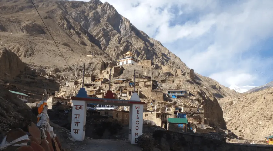 Welcome gate to Nar Phu Valley