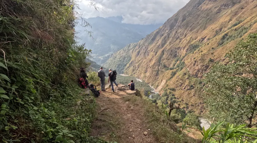 Hikers on the thru hiking