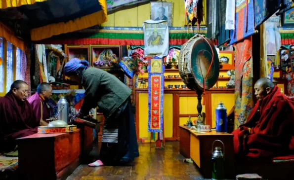 The Kanchenjunga Region People, Culture, and Monasteries