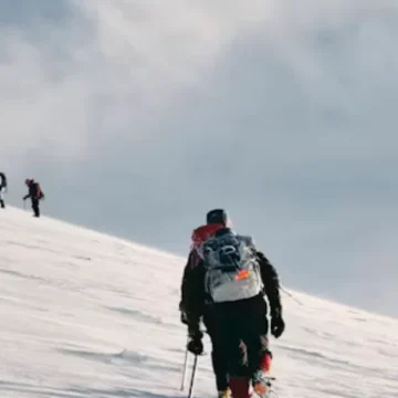 Snow Hiking in Nepal | Best Seasons, Places and Challenges
